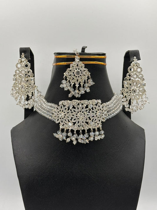 Symmetrical Silver Filigree Choker Set