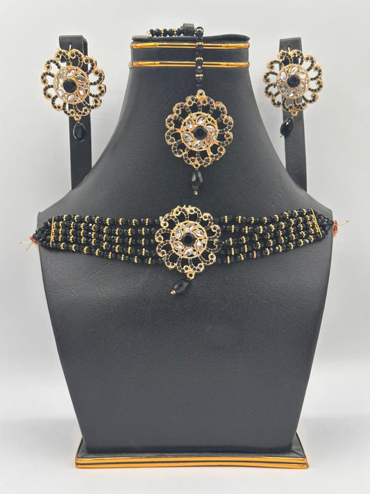 Midnight Onyx & Gold Floral Beaded Choker Set with Maang Tikka