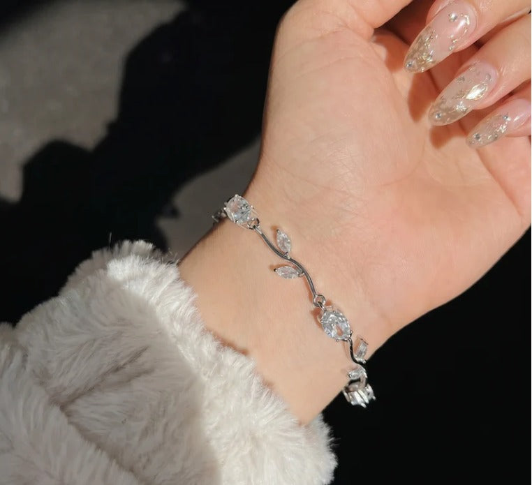 Tulip braclets